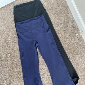 Bundle Fabletics Oasis Pureluxe Pocketed KickFlare Leggings Medium